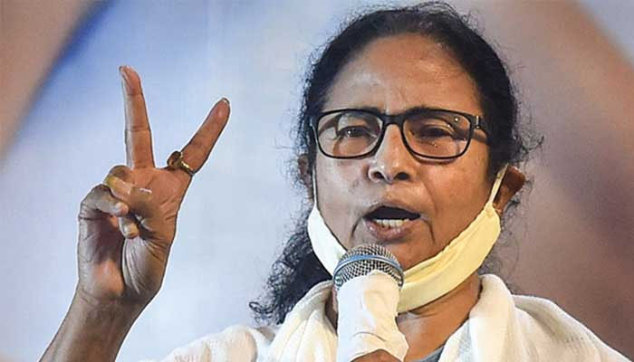 দিদির গদি আর কাঁপছে না!