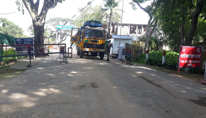 আখাউড়া স্থলবন্দরে ফের বাণিজ্য কার্যক্রম শুরু