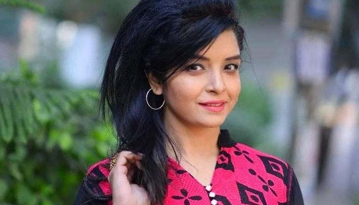 ‘টুঙ্গিপাড়ার দুঃসাহসী খোকা’য় এলিনা শাম্মী