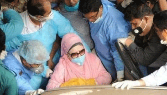 খালেদা জিয়ার খাবারে অরুচি, আসছে থেমে থেমে জ্বর