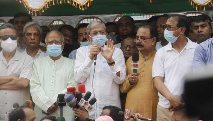 পুুলিশের সঙ্গে বিএনপির ব্যাপক সংঘর্ষ, ৪৪ নেতাকর্মী আটক
