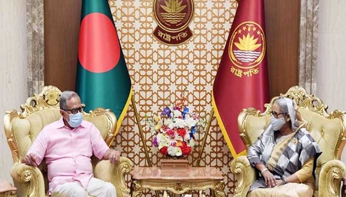 বঙ্গভবনে রাষ্ট্রপতির সঙ্গে প্রধানমন্ত্রীর সাক্ষাৎ