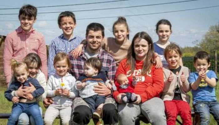 ১১ সন্তানের নাম চার অক্ষরে!