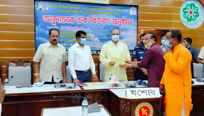 মানবতার সেবায় কাজ করতে হবে ঐক্যবদ্ধভাবে: এলজিইআরডি প্রতিমন্ত্রী