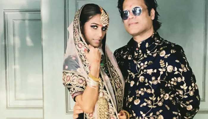 স্বামীকে জেলে পাঠিয়ে হাসপাতালে পুনম পান্ডে