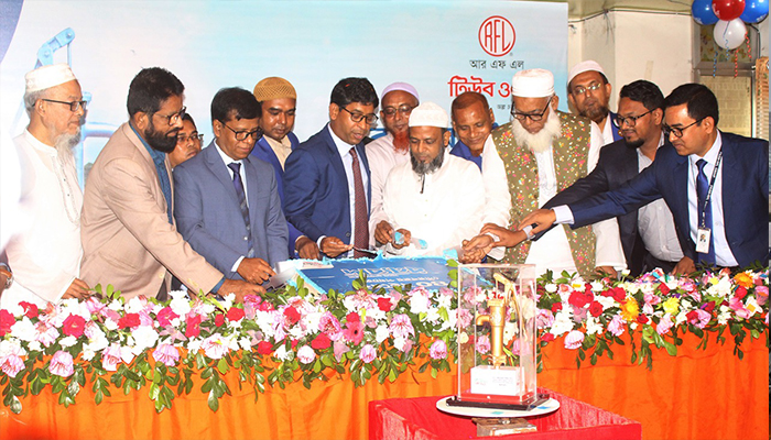 বিশুদ্ধ পানি সরবরাহে ৪০ গ্রামে আরএফএল এর টিউবওয়েল