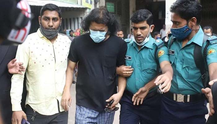 ওটিটিকে বিদায় জানালেন নওয়াজউদ্দিন সিদ্দিকী