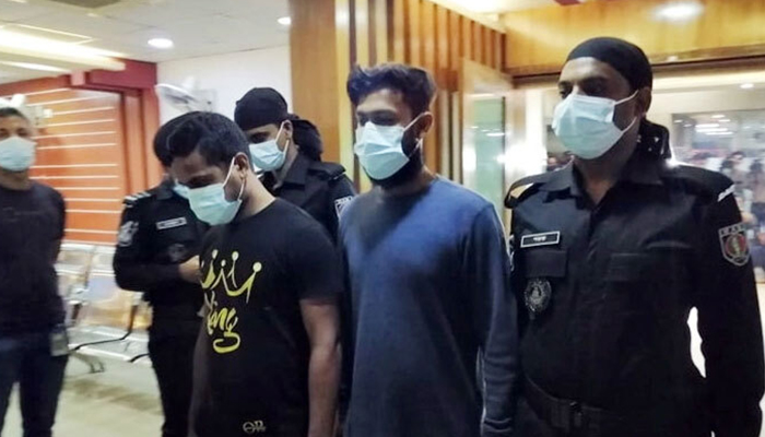 ধর্ষণের হুমকি দেয়া ঠিকানা পরিবহনের চালক ও হেলপার রিমান্ডে