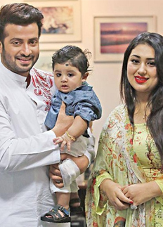 ছেলেসহ যুক্তরাষ্ট্রে নাগরিকত্বের আবেদন শাকিব খানের