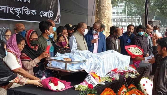 মুশতারী শফীকে শহীদ মিনারে শেষ শ্রদ্ধা