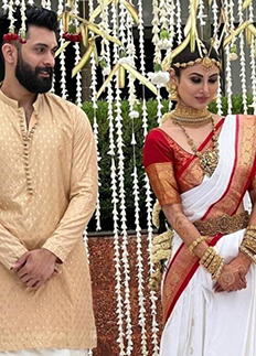 দক্ষিণী রীতিতে সাত পাকে বাঁধা পড়লেন মৌনী রায়