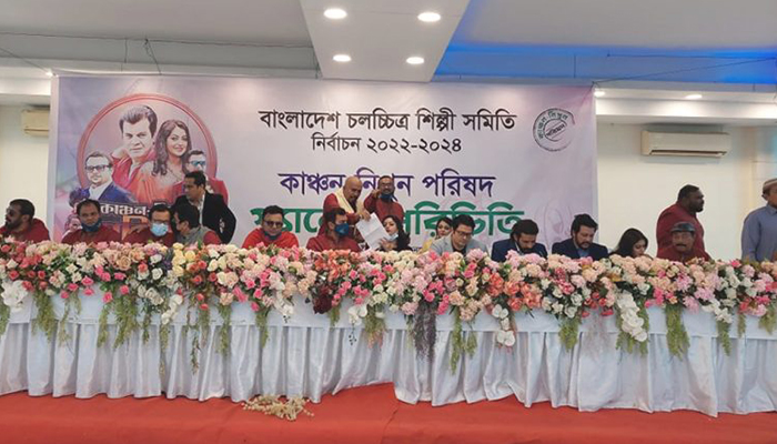 স্বাস্থ্যবিধি মেনে অনুষ্ঠিত হচ্ছে কাঞ্চন-নিপুণ প্যানেলের পরিচিতি সভা