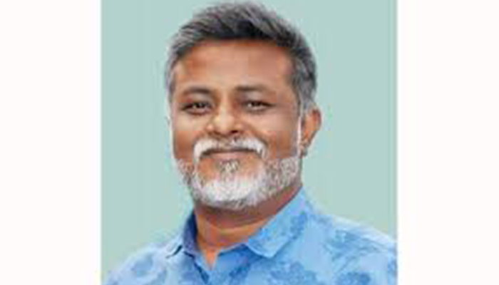 'করোনা হিরো' খোরশেদ আবারো কাউন্সিলর পদে জয়ী