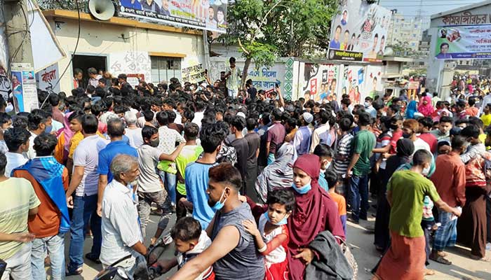 একদিনে এককোটি টিকার বিশাল যজ্ঞে ভোগান্তি ও বিশৃঙ্খলা