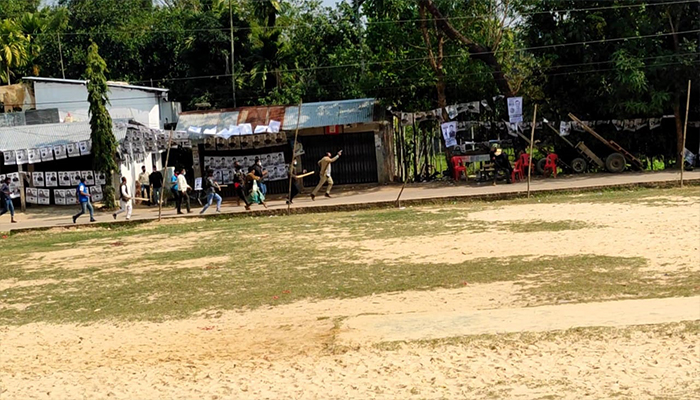 সাতকানিয়ায় নির্বাচনী সহিংসতায় শিশুসহ নিহত ২