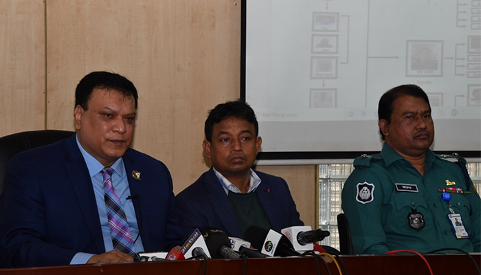 পাকিস্তান থেকে আসা জাল রুপির পাচার ঠেকাতে হার্ডলাইনে পুলিশ