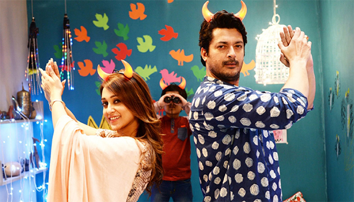 বলিউডে মিমি চক্রবর্তীর ডেবিউ
