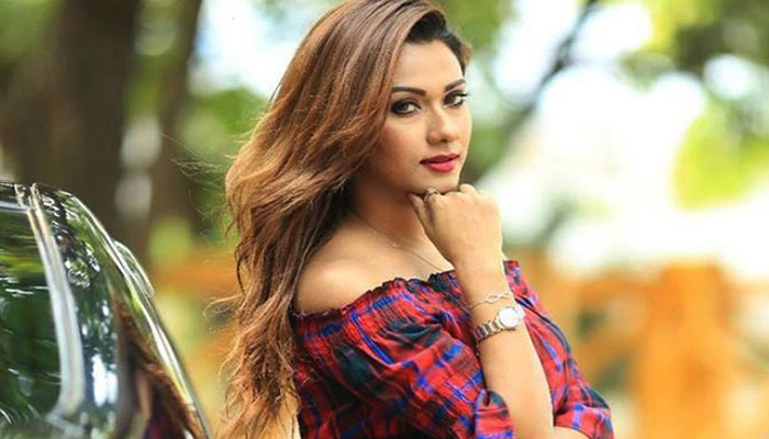২ বছর পর সিনেমার শুটিংয়ে ফিরলেন ববি