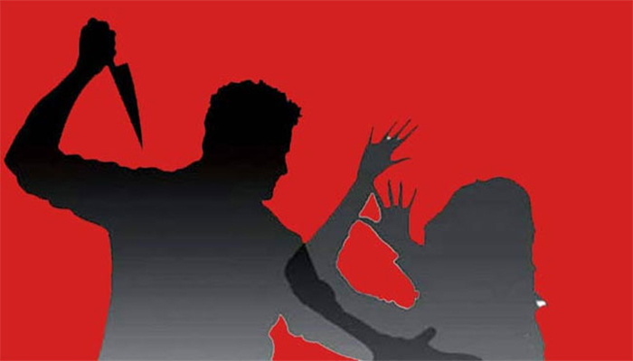 স্ত্রীকে উত্যক্ত করার প্রতিবাদ করায় স্বামী-স্ত্রী দুজনকেই ছুরিকাঘাত