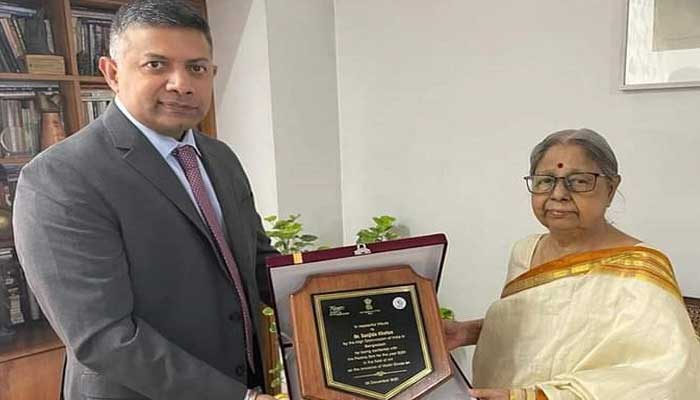 সন্‌জীদা খাতুনকে পদ্মশ্রী পুরস্কার হস্তান্তর