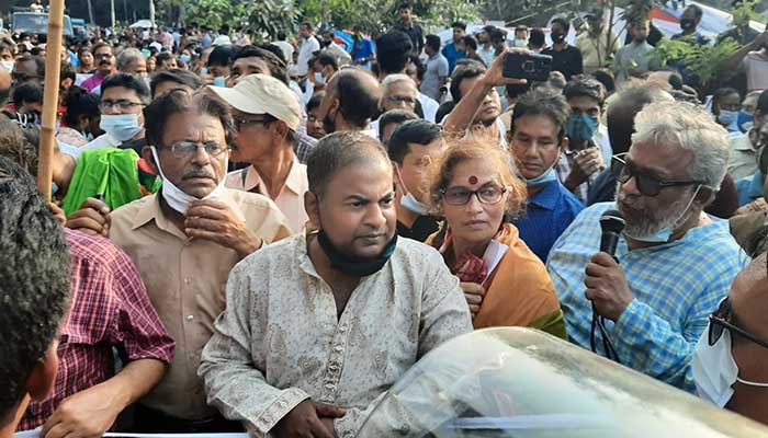 নির্বাচনী প্রতিশ্রুতি বাস্তবায়নের দাবিতে রাজপথে সংখ্যালঘুরা