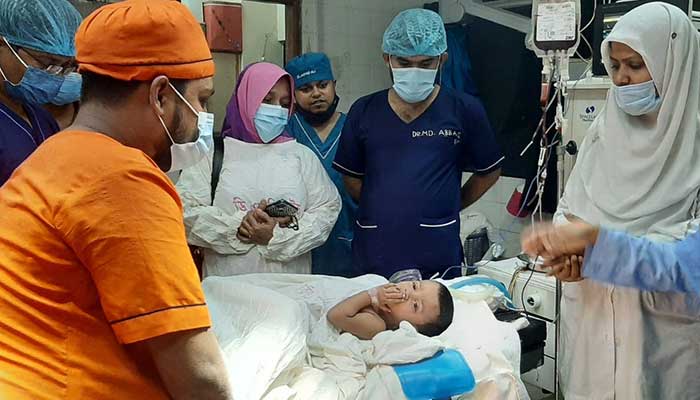 সফল অস্ত্রোপচারে পৃথক জোড়া শিশু লাবিবা-লামিসা