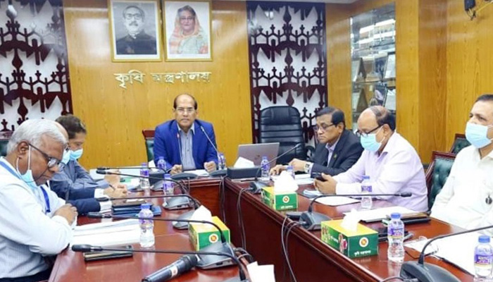 সেচের পানি দেয়াতে গাফিলতি প্রমাণিত হলে কঠোর ব্যবস্থা