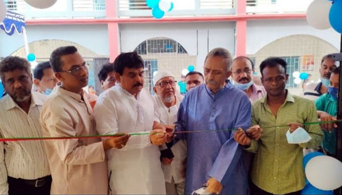 প্লেব্যাক সম্রাট এন্ড্রু কিশোরকে সম্মান জানালো রাজশাহী আদালত