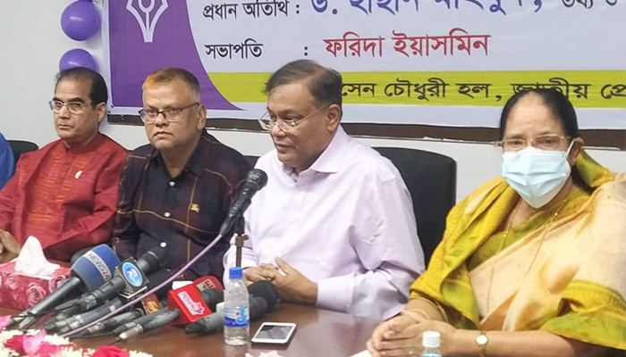 পণ্যের দাম অহেতুক বাড়ালে কঠোর ব্যবস্থা: তথ্যমন্ত্রী