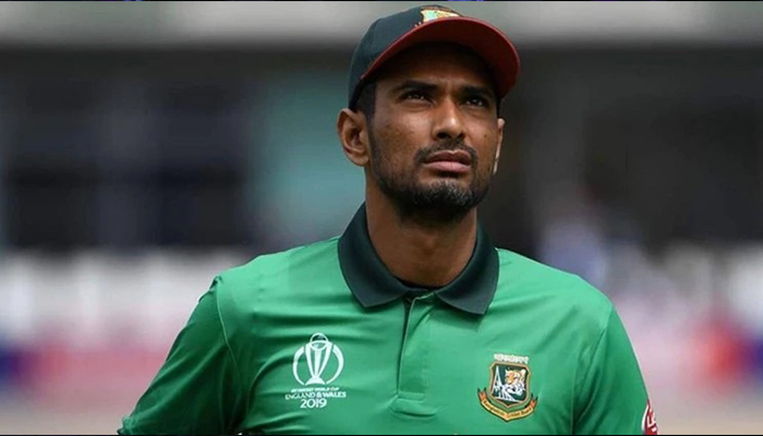একাদশে মাহমুদুল্লাহর জায়গা নিয়ে প্রশ্ন