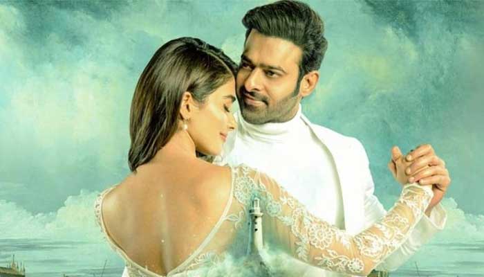 ‘বাহুবলী’ প্রভাসের ম্যাজিক ব্যর্থ, দুর্বল গল্পে ডুবলো ‘রাধে শ্যাম’