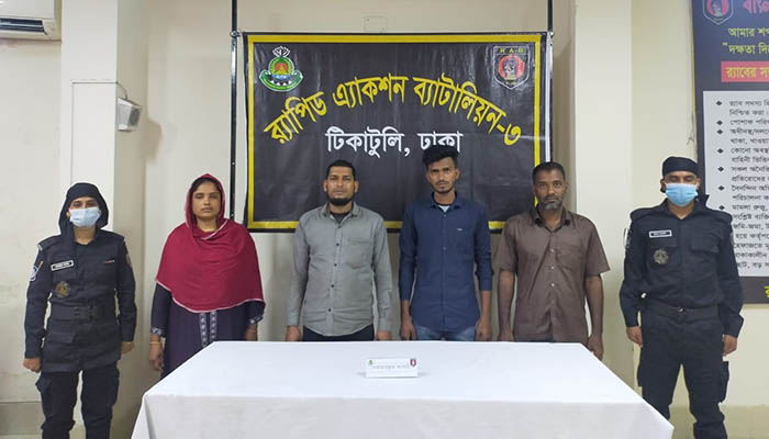 শ্বশুড়বাড়ি ফিরতে না চাওয়ায় স্ত্রীকে এসিডে ঝলসে দেয় স্বামী