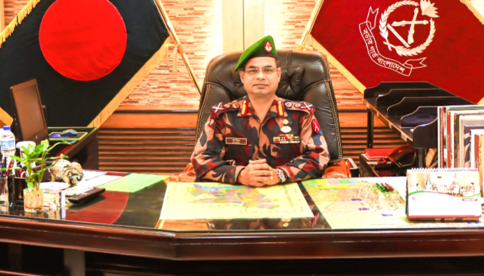 বিজিবির মহাপরিচালকের দায়িত্ব নিলেন সাকিল আহমেদ
