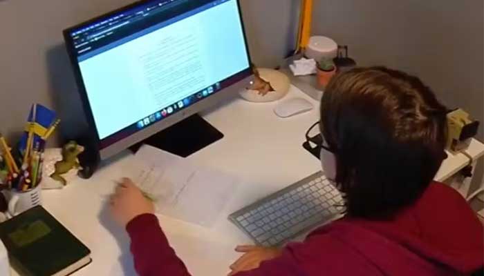 ১৩ বছরেই স্নাতক, করবেন পিএইচডি!