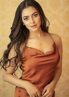 ভাত খেতে না পারার আক্ষেপ নুসরাত ফারিয়ার