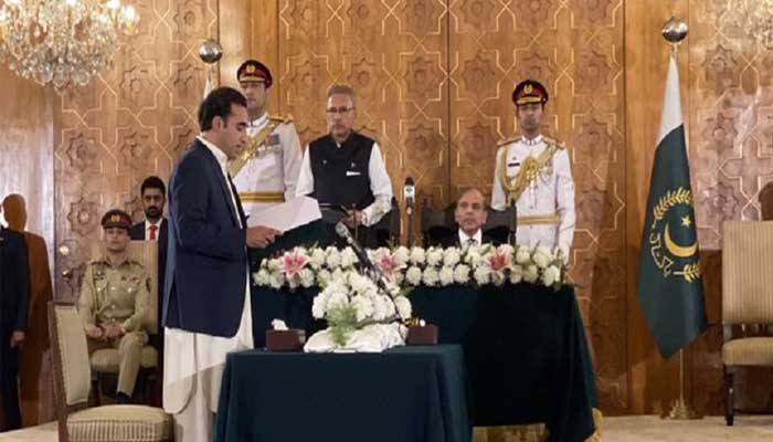 পাকিস্তানের পররাষ্ট্রমন্ত্রী হিসেবে শপথ নিলেন বিলাওয়াল ভুট্টো