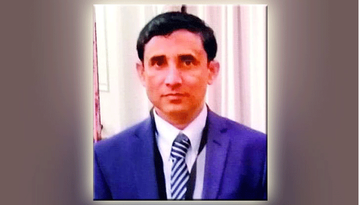 কানাডার উদ্দেশ্যে দেশ ছাড়লেন মুহিব্বুল্লাহর পরিবার