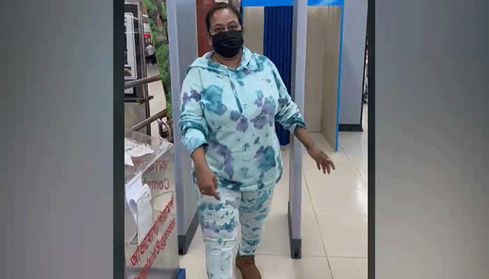 স্বর্ণ পাচারকারী মার্কিন নাগরিক শাহনাজ তিন দিনের রিমান্ডে