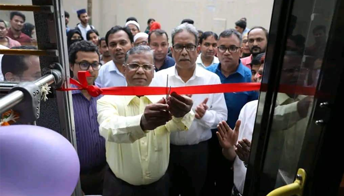 জবিতে চালু হলো চক্রাকার বাস সার্ভিস