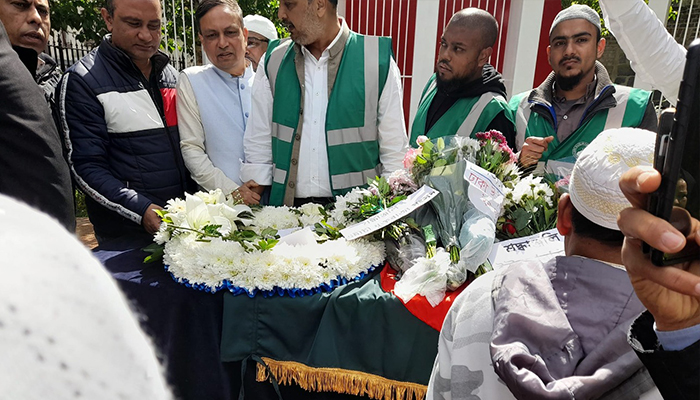 সোমবার নয়, গাফফার চৌধুরীর মরদেহ আসছে বৃহস্পতিবার