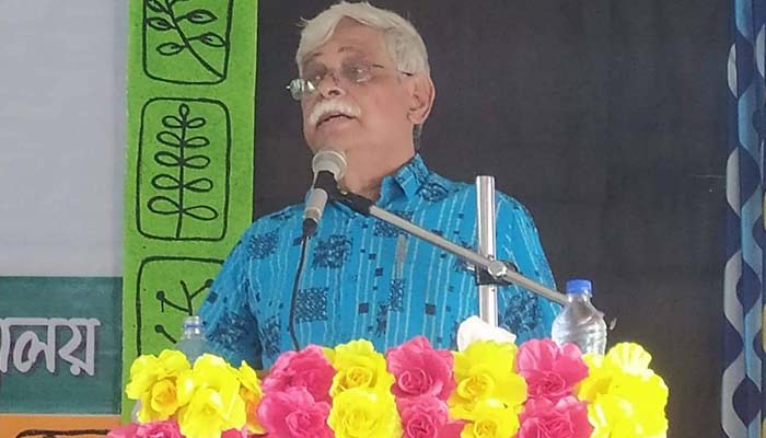 আমরা অপরাধ এবং দুর্নীতি নিয়ে বেশি লিখছি: জাফর ইকবাল