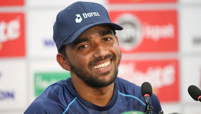 খেলছেন সাকিব, ব্যাটিংয়ে মুগ্ধ ডমিঙ্গো-মুমিনুল