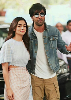আলিয়াকে কি নিয়ে খোঁচা দিলেন রণবীর?