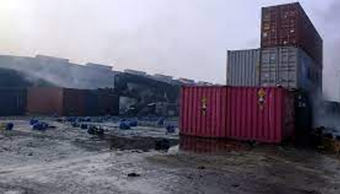 চলছে কন্টেইনার সরানোর কাজ, মৃত্যু বেড়ে ৪৪