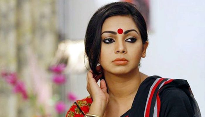 অসুস্থ হয়ে যাচ্ছি, প্লিজ আমাকে শান্তি দিন: প্রভা