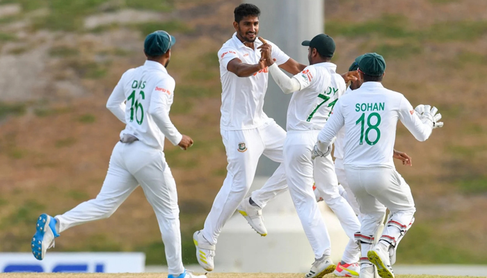 ঘুরে দাঁড়াতে মরিয়া টাইগাররা