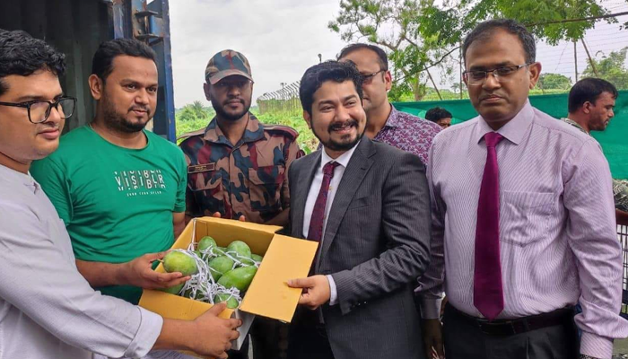 ত্রিপুরার মুখ্যমন্ত্রীকে আবারও আম উপহার দিলেন প্রধানমন্ত্রী