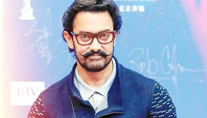 প্রথম প্রেমে ব্যর্থ হয়ে খুব কষ্ট পেয়েছিলেন আমির খান!