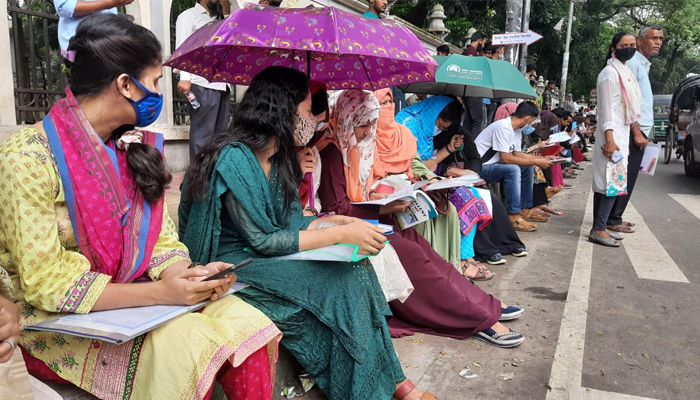 ঢাবি ‘খ’ ইউনিটে আসন কমলেও বেড়েছে ভর্তিচ্ছু প্রার্থীর সংখ্যা
