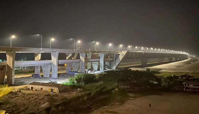 একসঙ্গে পদ্মা সেতুতে জ্বলে উঠল ২০৭টি বাতি